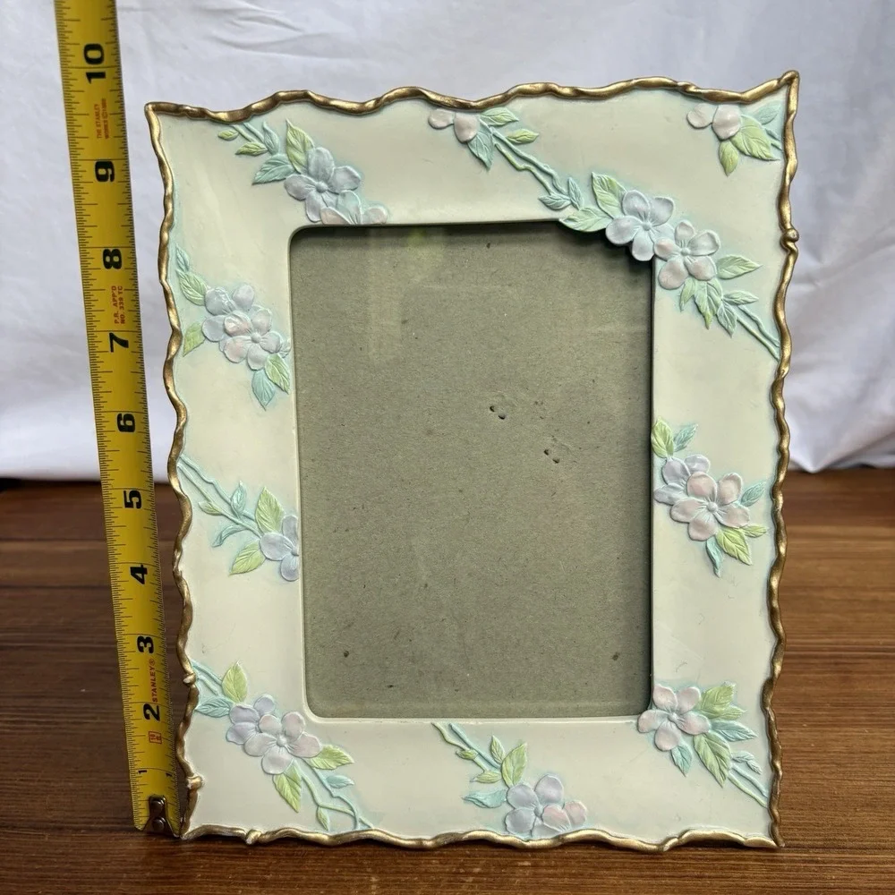 Floral Picture Frame 5x7 Raised Flowers Gold Trim Ornate Cottage Decor